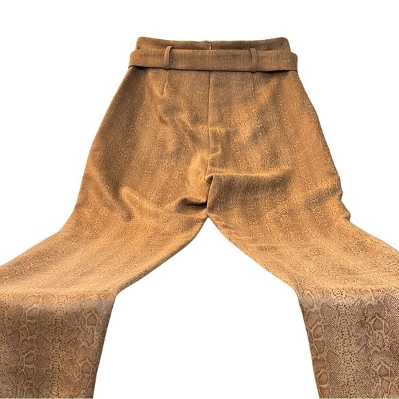 NWT Lilly’s Kloset Snakeskin Print Trousers Pants Slacks in Tan/Camel Size Large - Picture 10 of 12